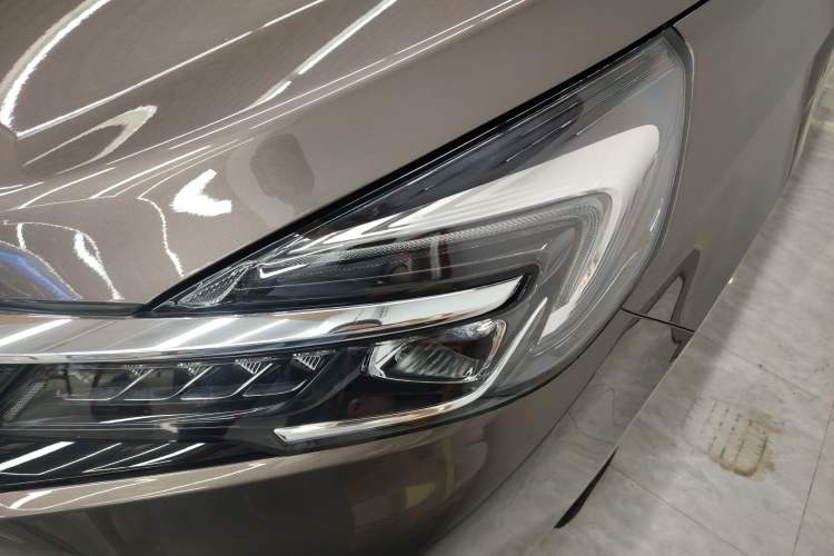 Used Buick GL8 2023 Land Executive Class 652T Luxury Model