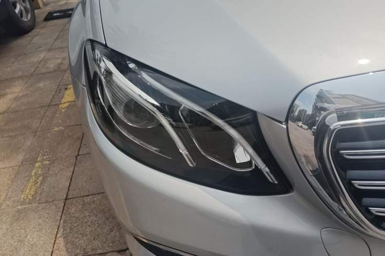 Used Mercedes-Benz E-Class 2016 E 300 L Stylish Model
