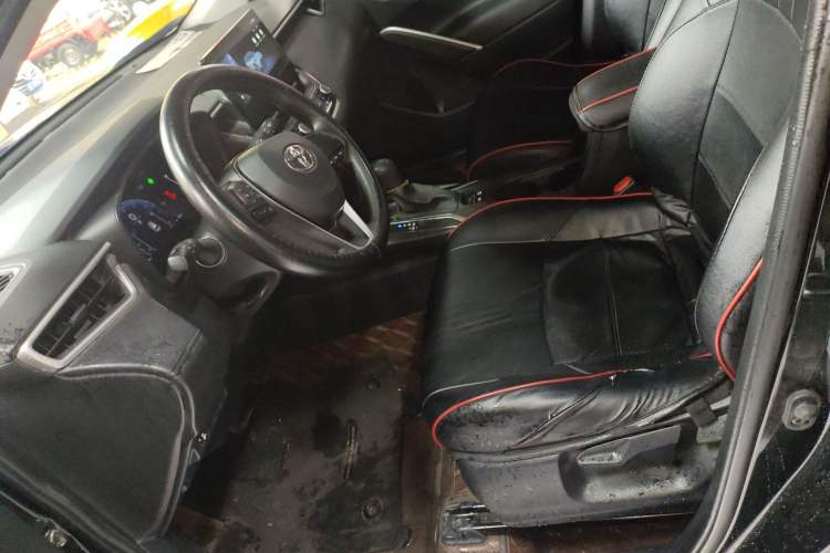 Used Toyota FRONTLANDER 2023 2.0L CVT Elite Edition Left Front Seat