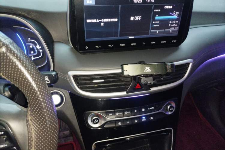 Used Hyundai Tucson 2019 280TGDi Dual-Clutch Two-Wheel Drive Fashion Edition China VI Standard
