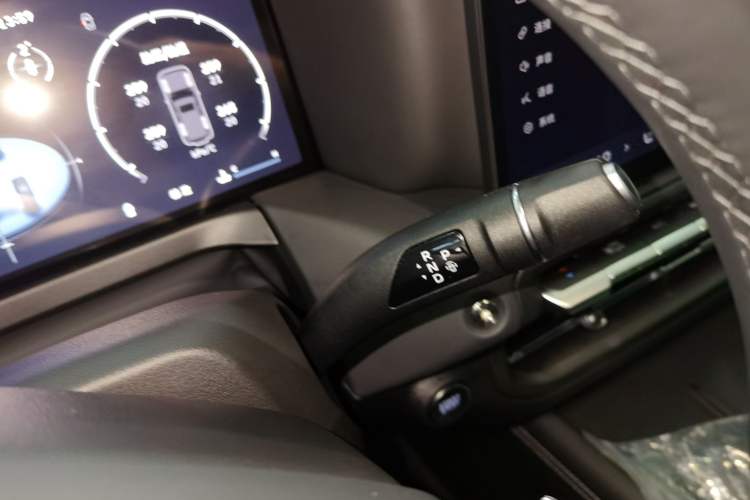 Used Tank 300 2025 2.0T Conqueror