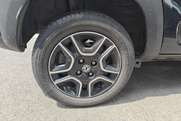 Used Dongfeng NAMMI EX1 2022 Restyled PRO Tiger Glory Standard Edition Right Rear Wheel Hub