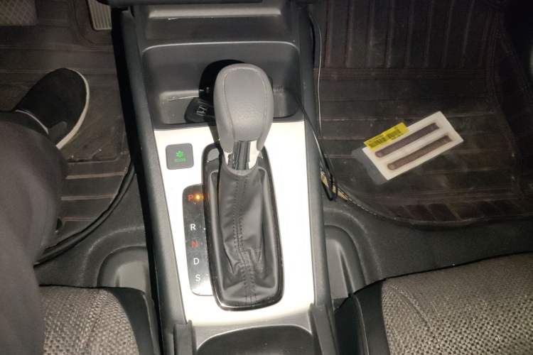 Used Honda Fit 2023 1.5L CVT Trend Edition Gear Lever