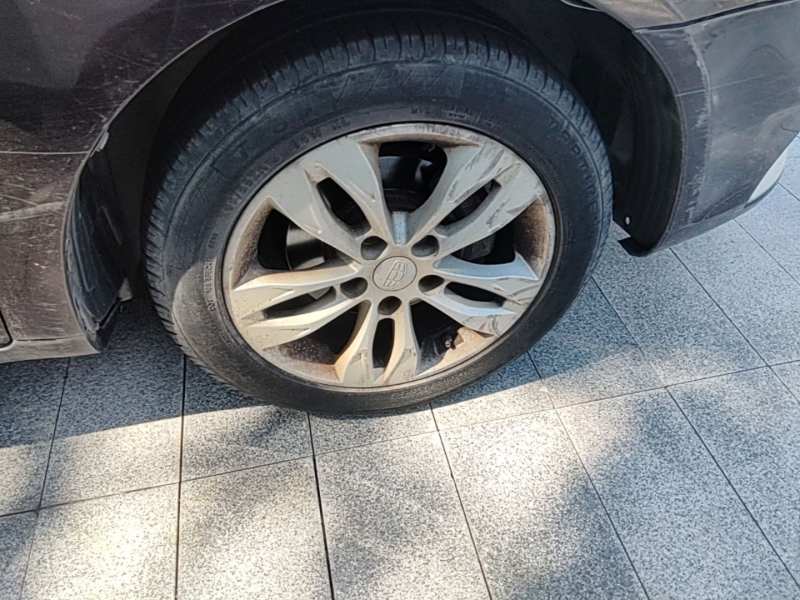 Used Geely Auto Emgrand 2015 Sedan 1.5L Manual – Top Trim Level — 8