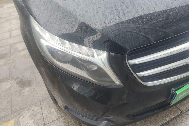 Used Mercedes-Benz V-Class 2018 V 260 Avantgarde Edition China VI