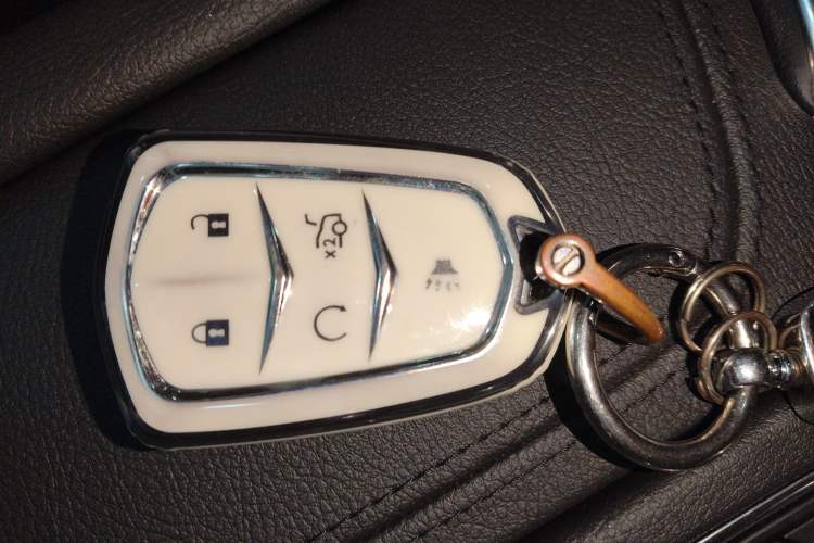 Used Cadillac XT5 2020 28T Tech Edition Interior 1