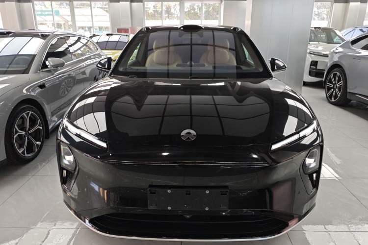 Used Nio ET9 2025 100kWh Signature Edition
