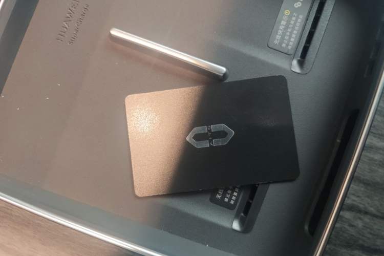 Used Hima AITO M9 2025 Extended-Range Max Version 52 kWh 6-Seater Edition Interior 1