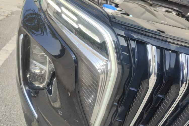 Used Hongqi HS7 PHEV 2024 2.0T PHEV Two-Wheel Drive Flagship Edition 7 Seats
