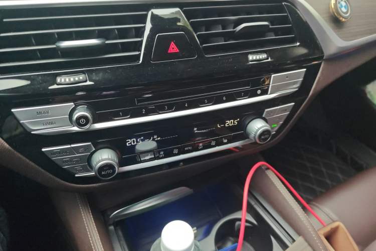 Used BMW 5 Series 2019 Facelifted 530Li Leading Edition Luxury Package
