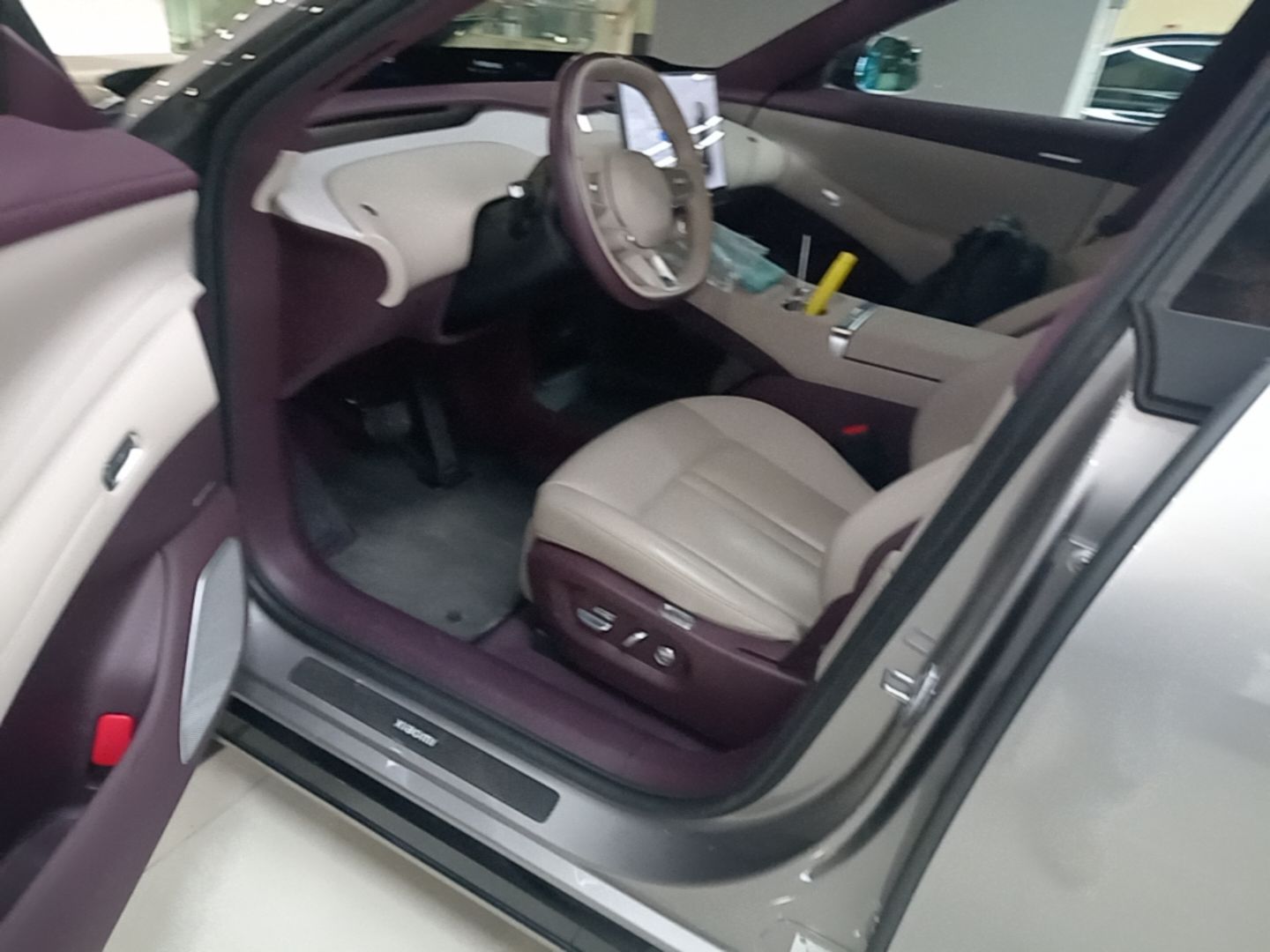 Xiaomi Auto YU7 2025 Ultra-Long Range High-Performance All-Wheel-Drive Max Edition — снимка 17