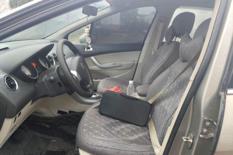 Used Peugeot 408 2013 2.0L Automatic Comfort Edition Left Front Seat