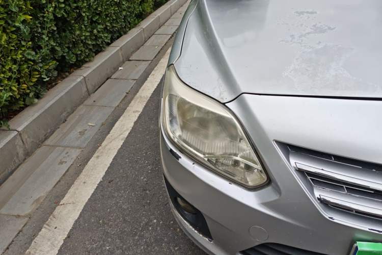 Used CHANGAN Alsvin V3 2012 1.3L Manual Comfort Version China IV Standard
