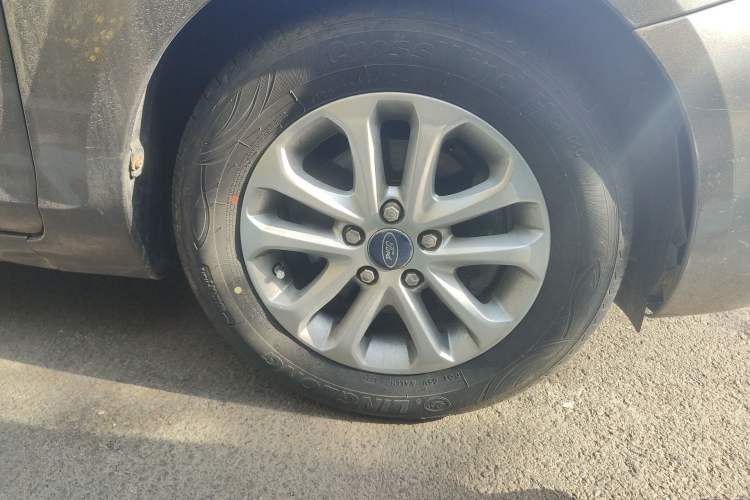 Used Ford Focus 2013 Sedan Classic 1.8L Manual Millionth Anniversary Edition