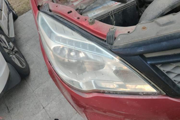 Used HYOSOW H2 2016 H2E 1.5L Classic Model BJ415A
