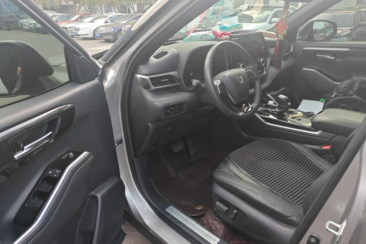 Used Toyota Crown Kluger 2022 2.5L HEV Four-Wheel Drive Premium Edition
