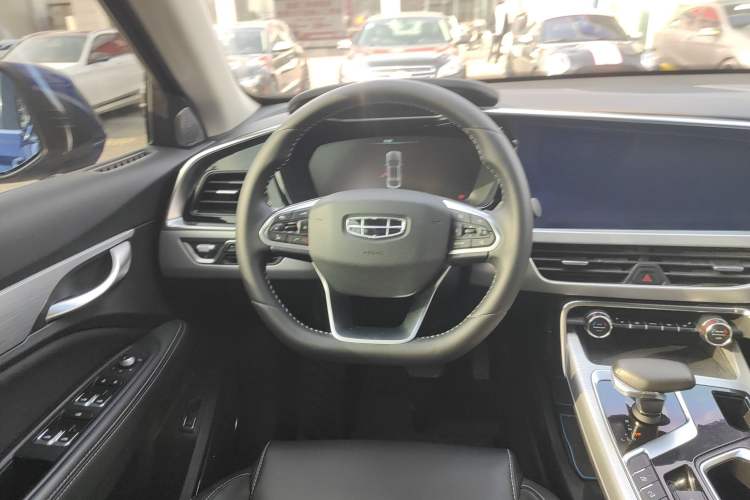 Used Geely Auto Monjaro New Energy 2019 400T YAOXINGZHE Pure Electric Range 80 KM