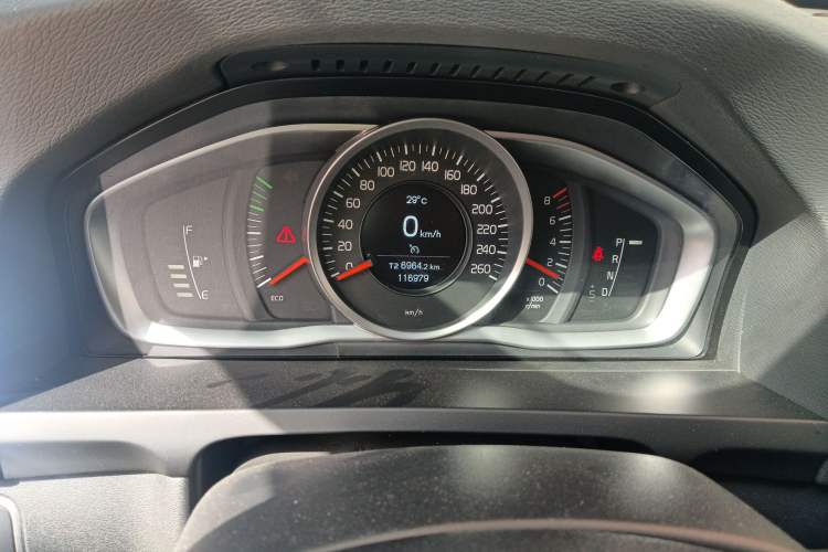 Used Volvo S60 2018 S60L T3 Smart Progress Edition
