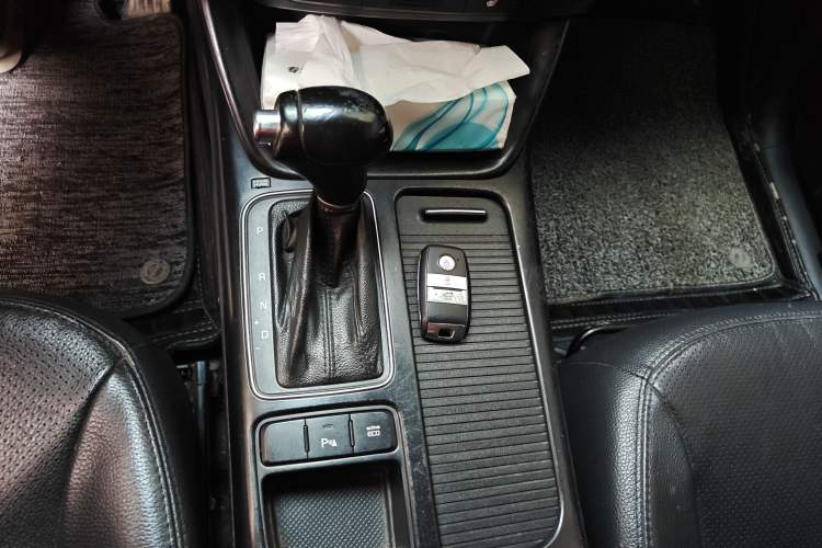 Used Kia Sorento 2013 2.4L 5-seat Gasoline Luxury Edition
