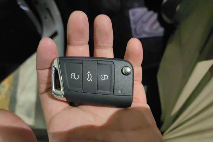 Used Volkswagen Tiguan L 2022 330TSI Automatic Two-Wheel Drive R-Line Enhanced Edition Vehicle Key