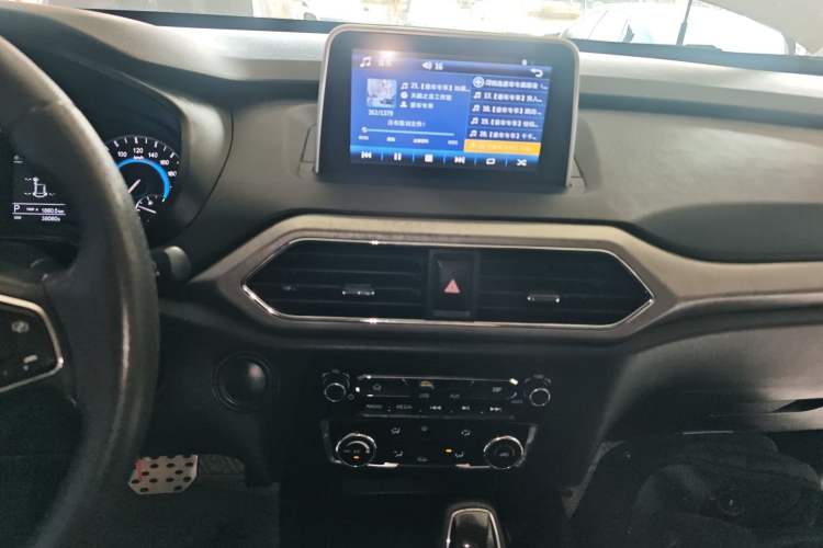 Used Dongfeng Fengon S560 2019 1.8L CVT Elite Model
