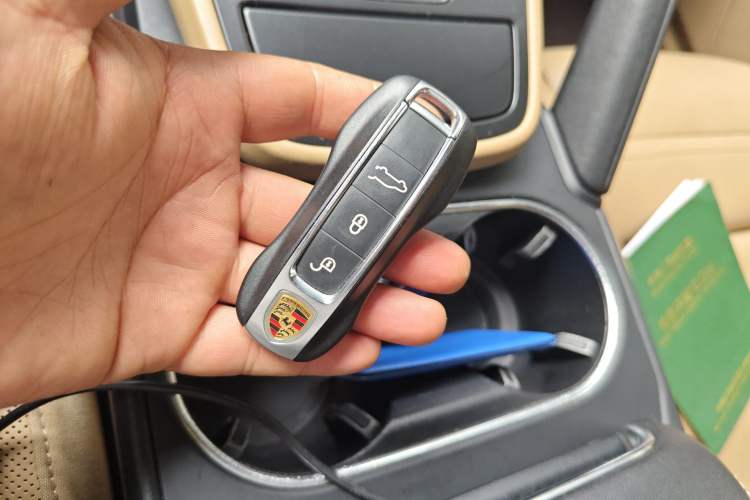 Used Porsche Cayenne 2018 Cayenne S 2.9T Vehicle Key