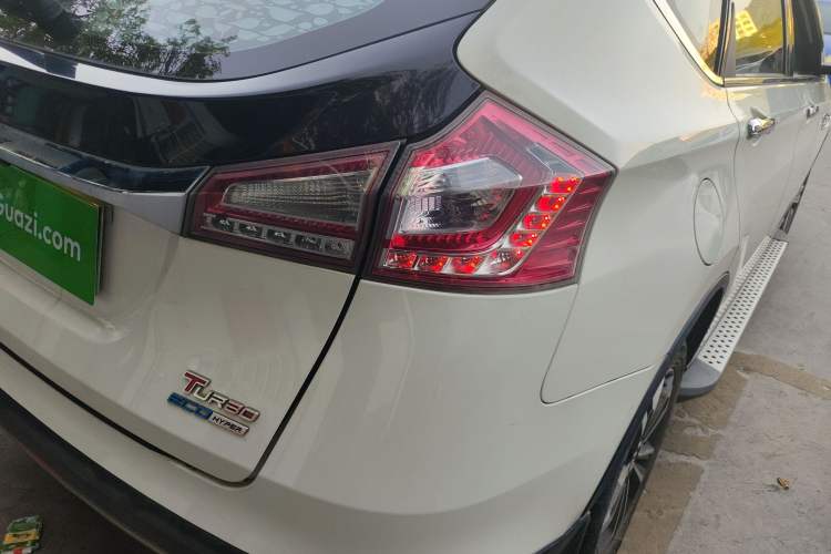 Used Luxgen U6 SUV 2015 1.8T Enhanced Charm Edition