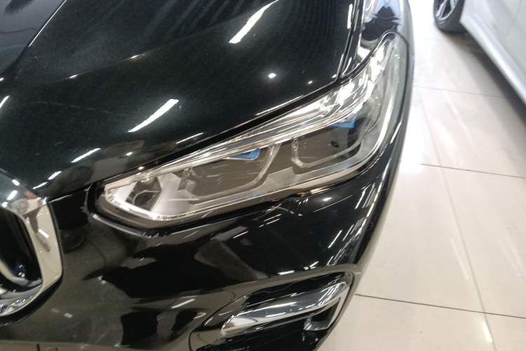 Used BMW X5 2022 Restyled xDrive 30Li Luxury Version M Sport Package