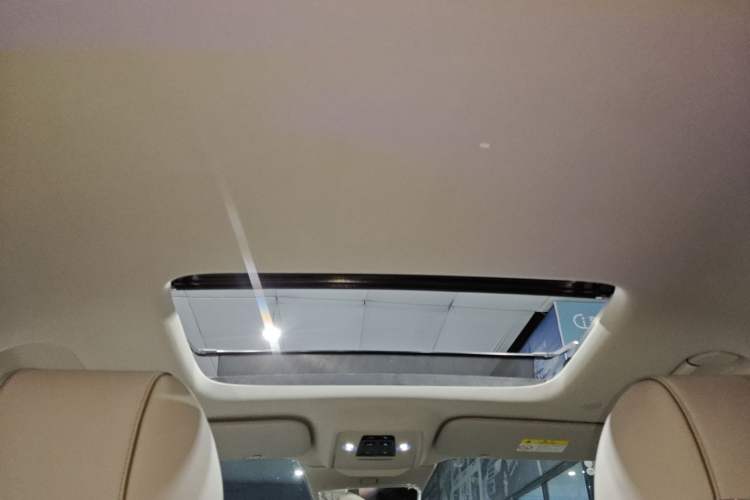 Used Denza D9 2022 DM-i 970 Four-Wheel Drive Prestige Model