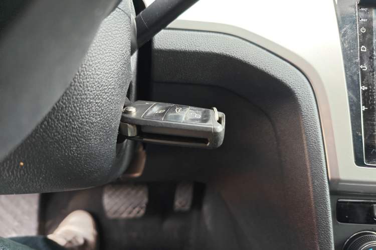 Used Volkswagen Lamando 2015 230TSI DSG Fashion Edition