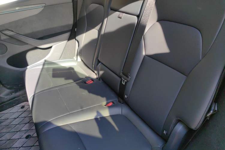 Used Tesla Model Y 2025 Long-Range All-Wheel Drive First Edition
