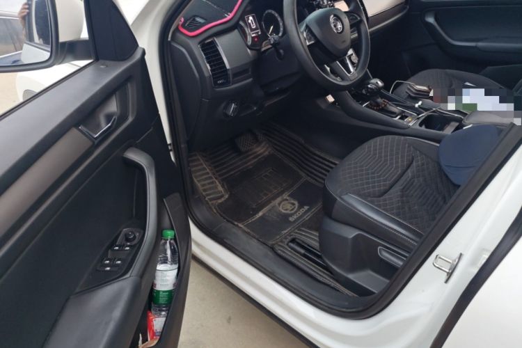 Used Skoda Kodiaq 2018 Facelifted TSI330 5-Seater Two-Wheel-Drive Comfort Edition Driver Seat