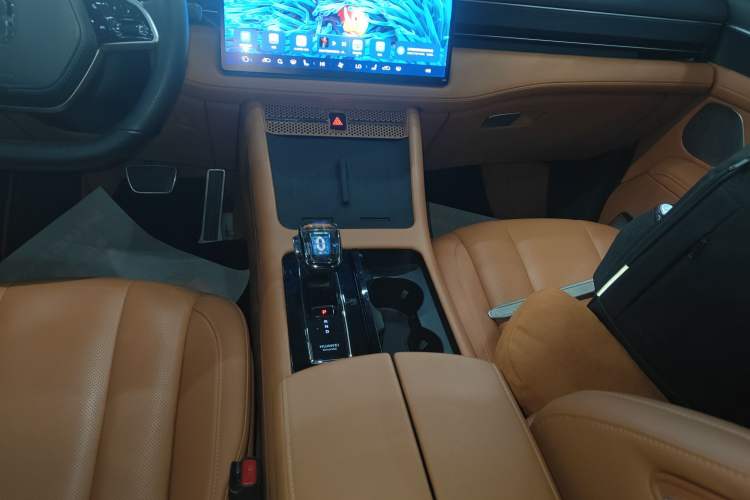 Used Hima AITO M7 2024 1.5T Intelligent Driving Rear-Drive Pro Version 5 Seats
