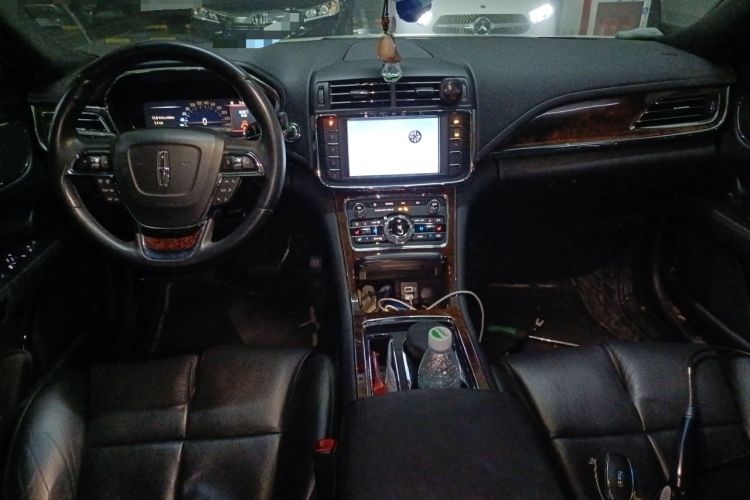 Used Lincoln Continental 2019 2.0T Two-Wheel Drive Luxury Edition China VI Standard
