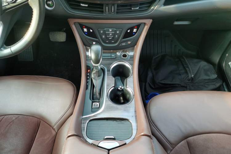 Used Buick Envision 2017 28T Four-Wheel Drive Elite Model
