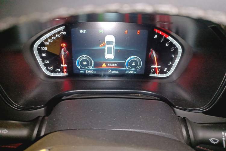 Used CHANGAN CS75 2023 Enjoy Edition 1.5T DCT Prestige Version Odometer Close Up