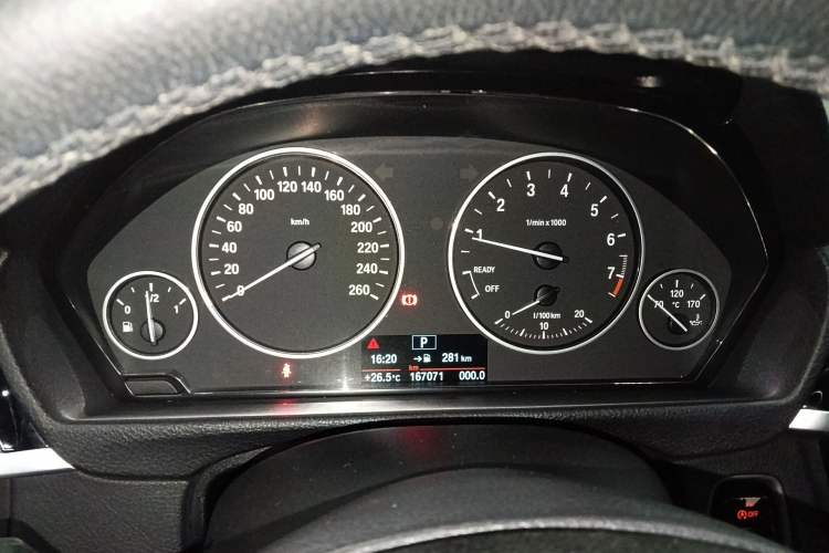 Used BMW 3 Series 2017 318Li Fashion Model
