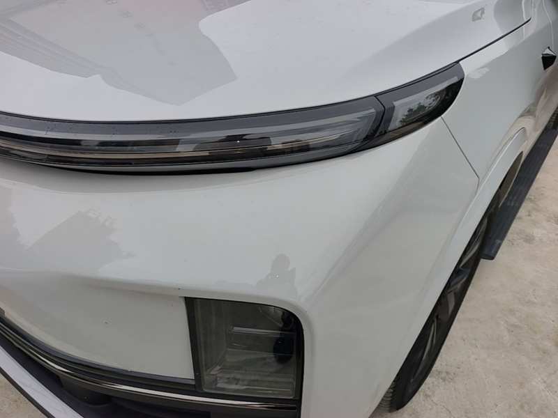 Used Li Auto L8 2023 Air model — 23