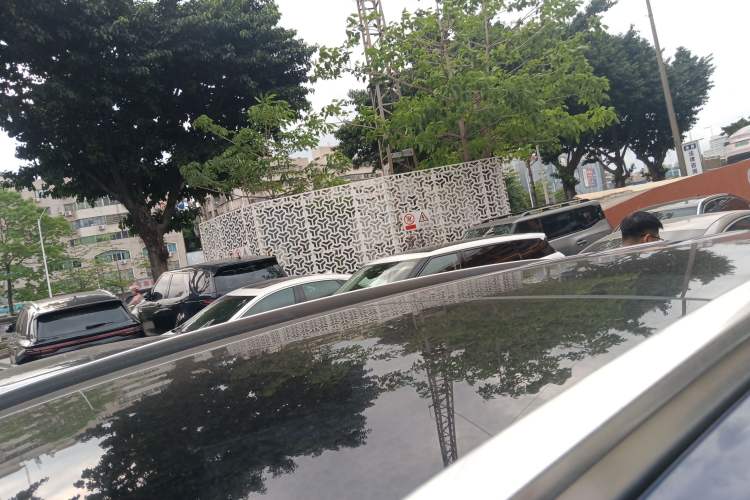 Used Mercedes-Benz GLC 2017 GLC 260 4MATIC Luxury Model Roof