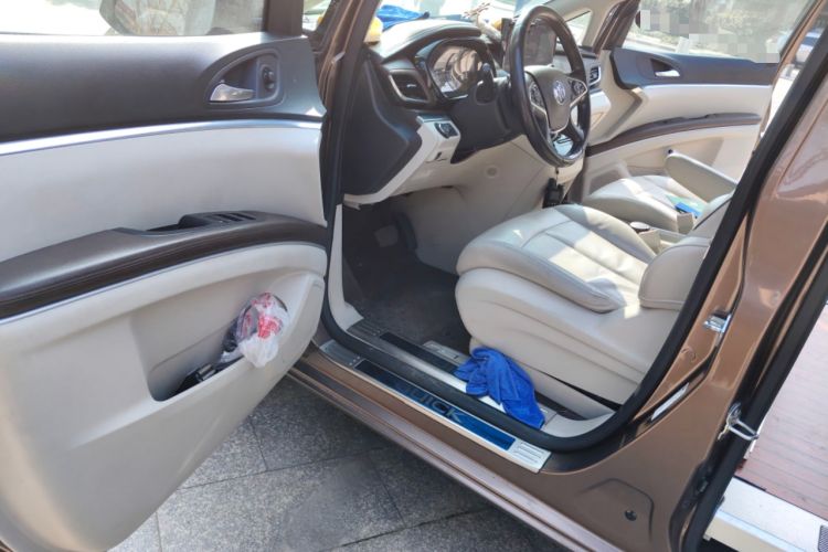 Used Buick GL8 2020 Land Business Class 652T Luxury Model
