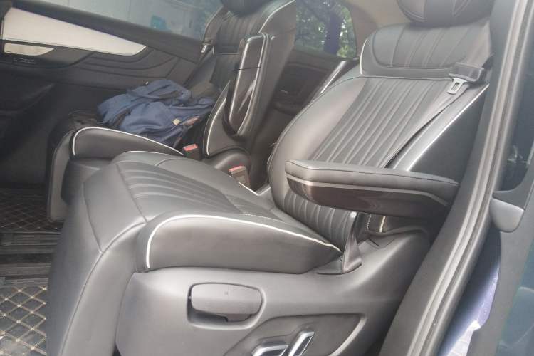 Used Roewe iMAX8 2021 400TGI Supreme Series Lu Zun Edition