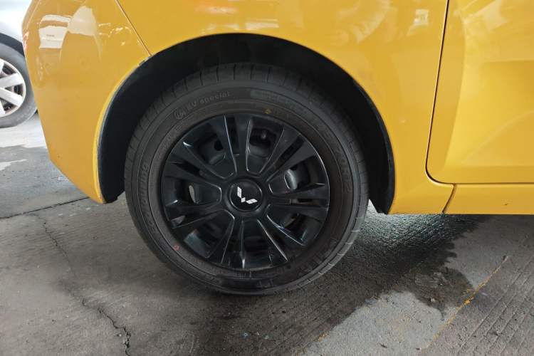Used Wuling Hongguang MINIEV 2022 Macaron Premium Model – Lithium Iron Phosphate