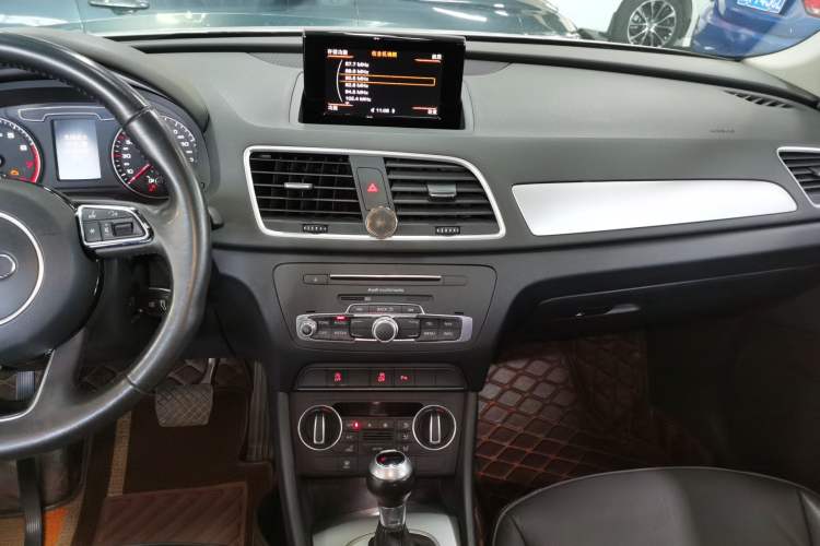 Used Audi Q3 2018 30th Anniversary Edition 30 TFSI Fashion Model