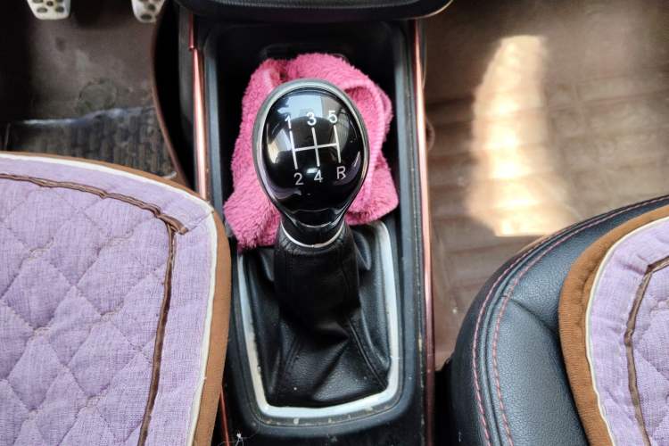 Used Haval H1 2015 1.5L Manual Urban Model
