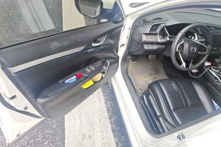 Used Honda Civic 2019 220TURBO CVT Dynamic Edition China VI Emission Standard Driver Seat