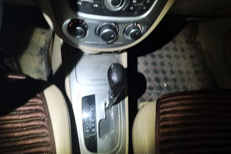 Used Buick Excelle 2013 1.5L Automatic Classic Model