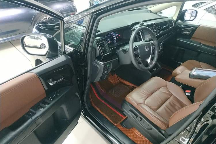 Used Honda Elysion 2019 2.0L Hybrid Supreme Edition