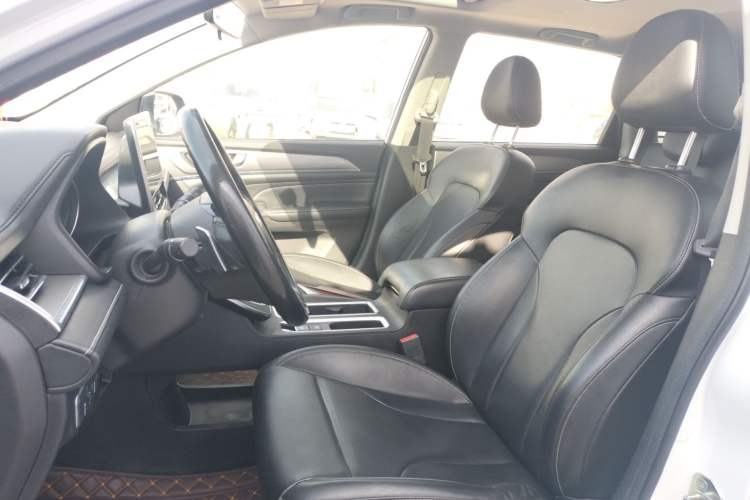 Used Haval M6 2021 PLUS 1.5T DCT Luxury Smart Connectivity Model