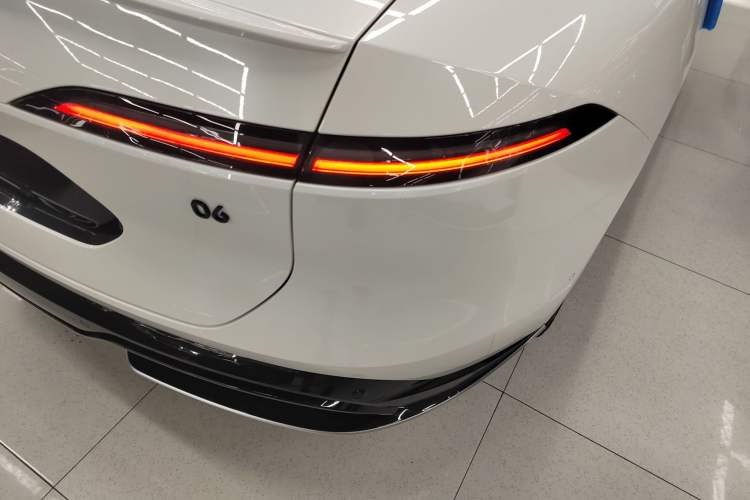 Used Avatr 06 2025 Max All-Electric Version