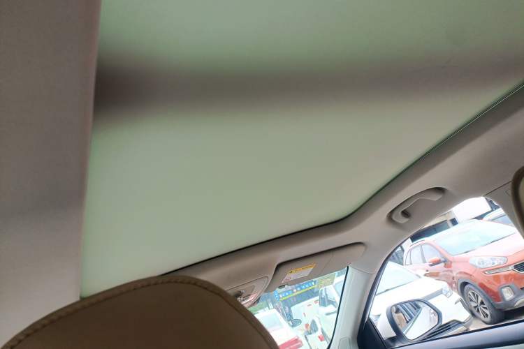 Used Roewe RX5 New Energy 2017 eRX5 50T Hybrid Connected Prestige Flagship Edition Headliner